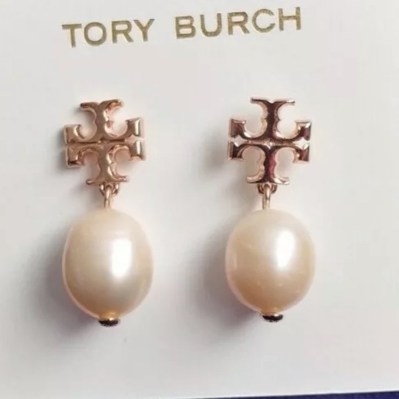 TORY BURCH DOUBLE T STUD GOLD PLATED. ELEGANT LOGO EARRINGS AND FAUX DROP PEARLS - Picture 5 of 7
